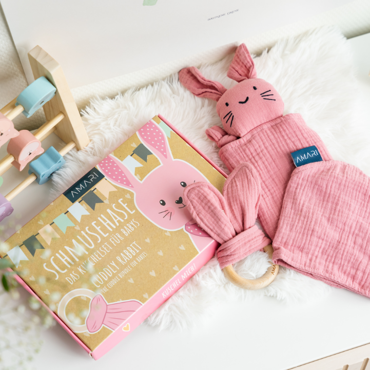 AMARI Schmuseset für Babys rosa Hase