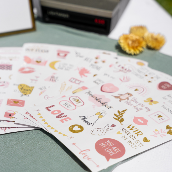 AMARI® Hochzeitssticker in Rosa