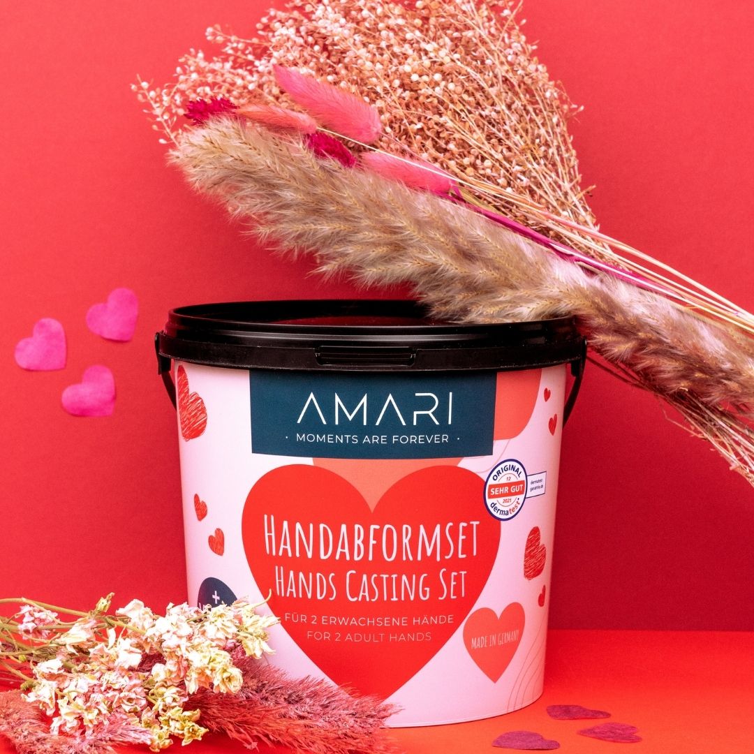 AMARI Gipsabdruck Hände Love Edition Geschenk