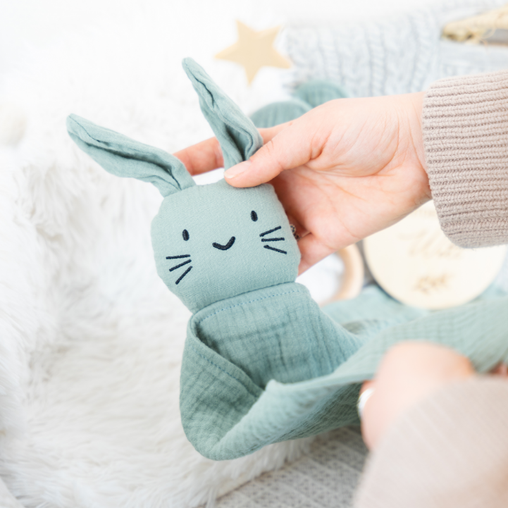 AMARI Kuschelset für Babys Schmusehase mint
